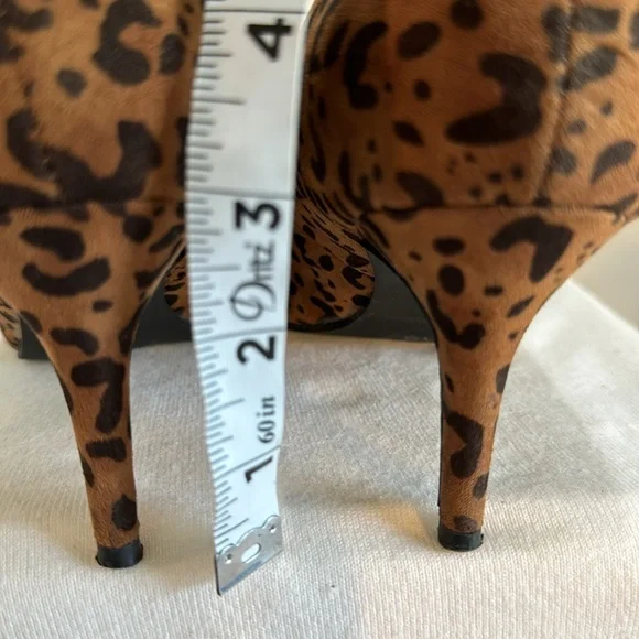 Liz Claiborne woman’s pointed toe slip on pumps 3” heel bow with tassel 6.5w - Picture 3 of 13